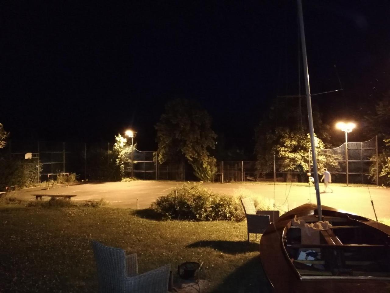 Sziget23 Hotel Ábrahámhegy Exterior foto